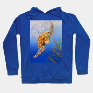 Green Sea Turtle Swimming in The Sea Hoodie